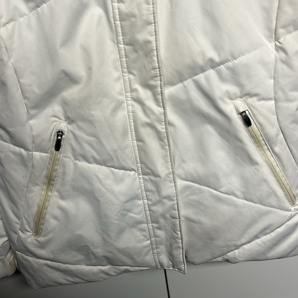 Columbia White Puffer Coat, Jacket - Picture 4 of 17